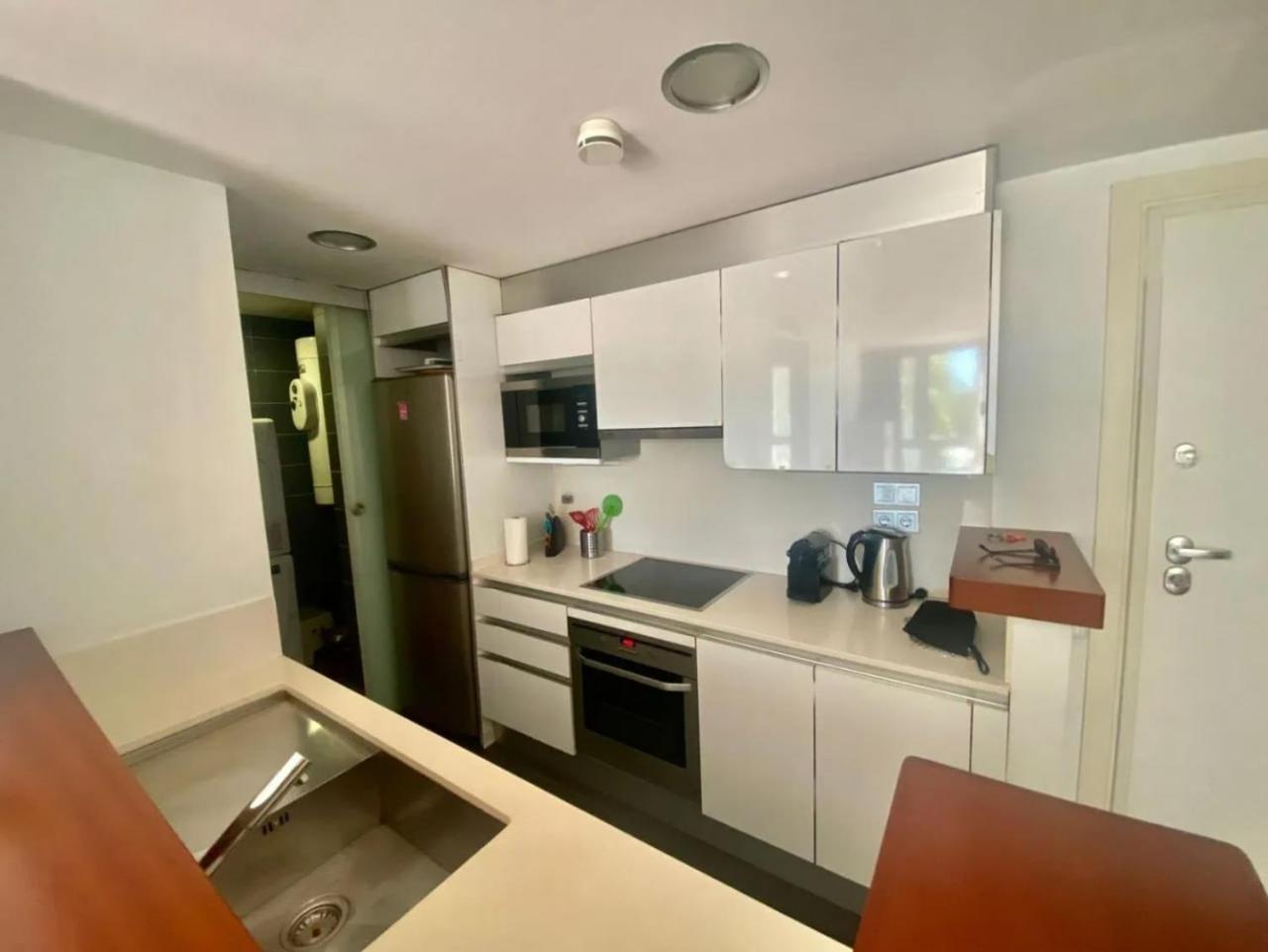 For Rent In Calle Del Doctor Aiguader Apartment