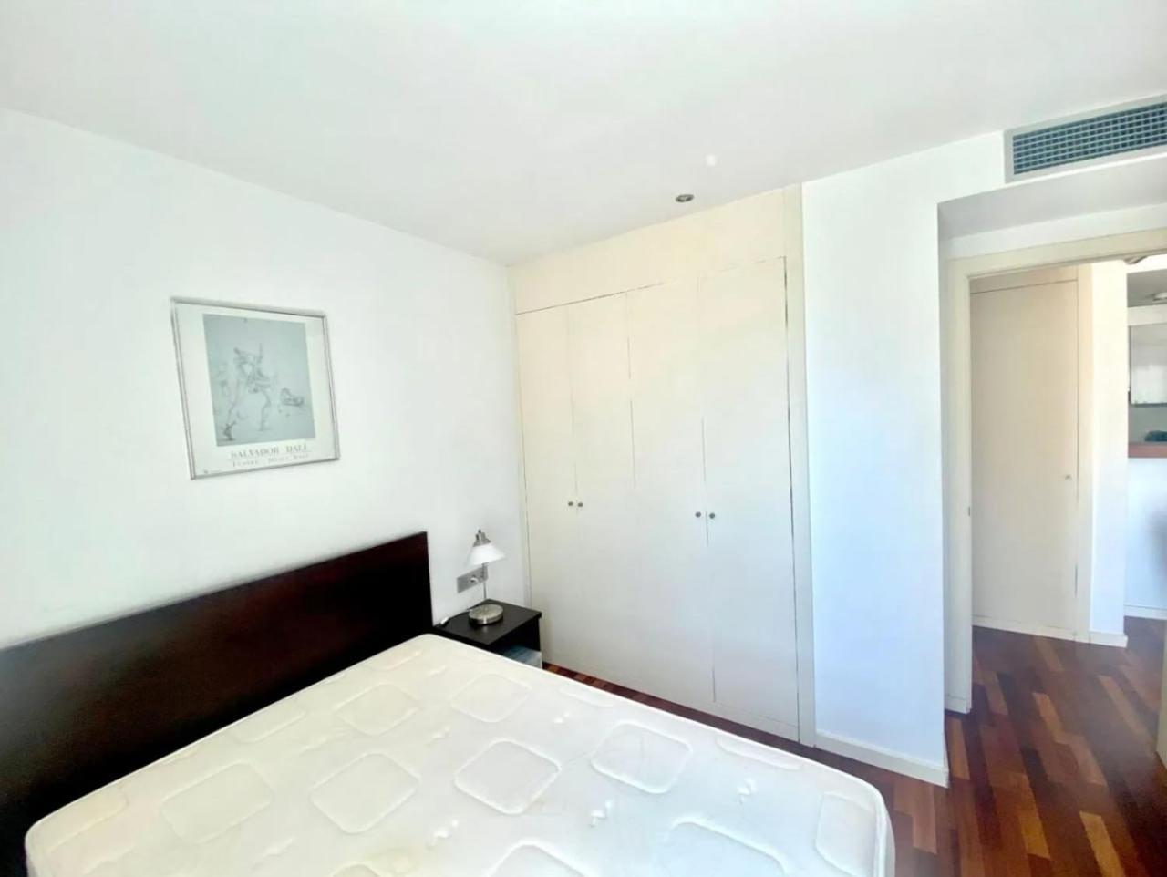 For Rent In Calle Del Doctor Aiguader Apartment